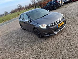 krockskadad bil auto Citroën C4 1.2i  110pk   navi clima 2016/6