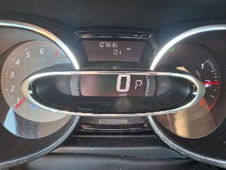 Renault Clio 1.2i gt line  automaat  88kw  pano navi picture 11