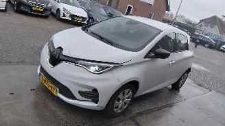 Voiture accidenté Renault Zoé r 110 life   carshare 52kwh    navi  109pk 2021/6