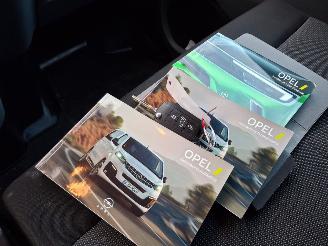 Opel Vivaro 2.0 cdti  144pk   lang lang navi clima picture 10