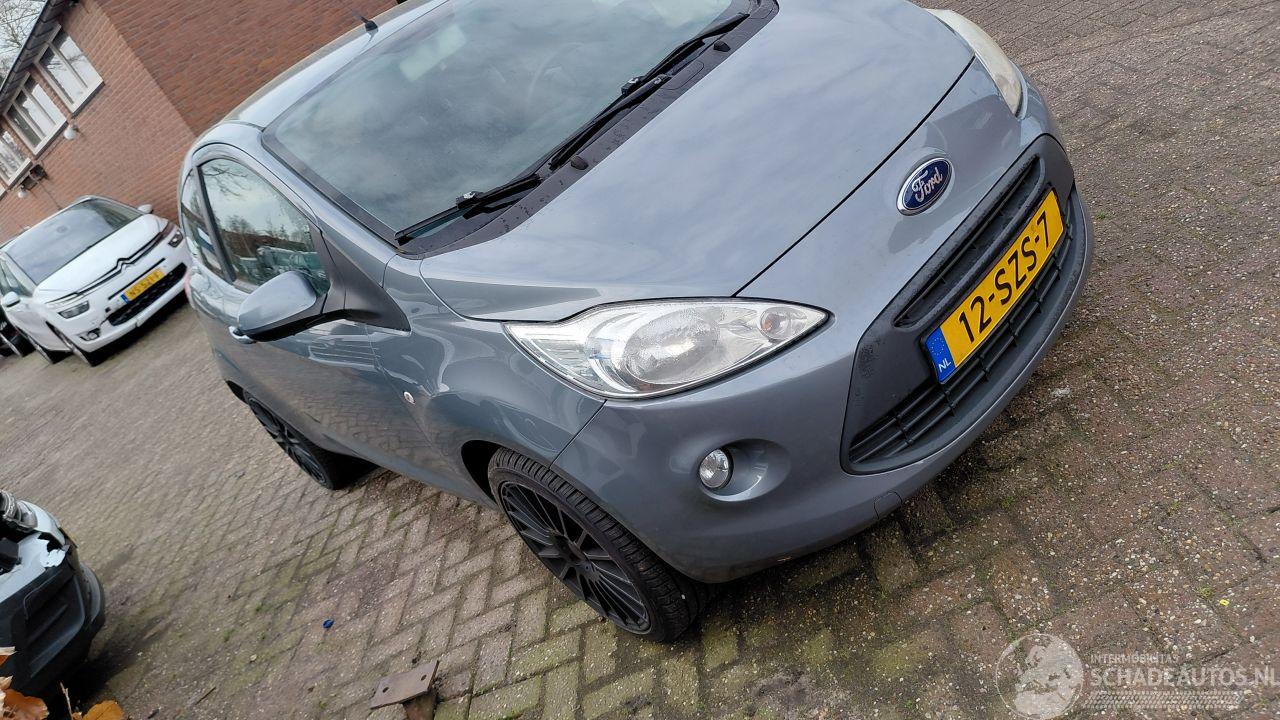 Ford Ka 1.2i  cool sound  69pk   airco