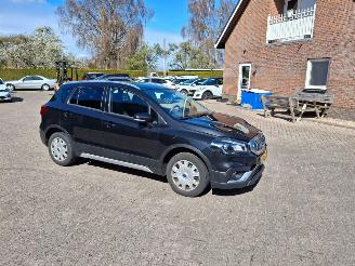 Auto incidentate Suzuki S-Cross 1.0i  82kw  airco navi 2020/6
