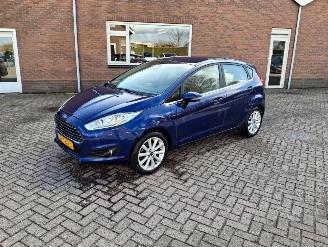 krockskadad bil auto Ford Fiesta 1.0i 74kw  titanium 2016/5