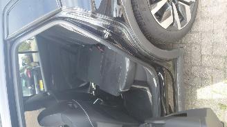 Vaurioauto  passenger cars Skoda Elroq 85kw accu  286pk  clima navi 2025/7