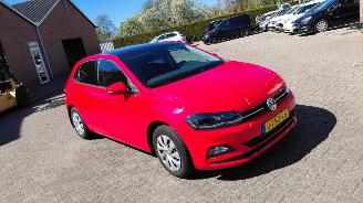 Volkswagen Polo 1.0 tsi  70kw   pano navi picture 3