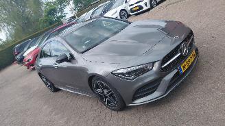 Auto incidentate Mercedes Cla-klasse 180  amg uitvooering   136pk  pano navi 2021/12