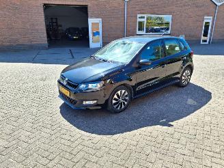 Auto incidentate Volkswagen Polo 1.0i 70kw  navi airco 2015/9