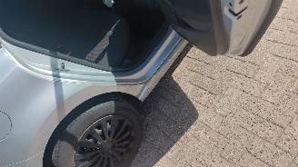 Volkswagen Polo 1.0i  60pk   airco 5drs picture 9