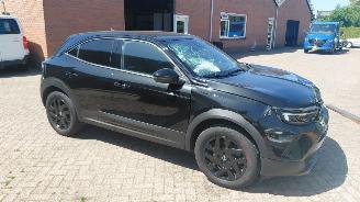 Voiture accidenté Opel Mokka 1.2i turbo  hybrid   gs  line 2024/8