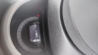 Renault Twingo r80  limitee  vibes  82pk navi  clima picture 8