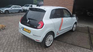 Renault Twingo r80  limitee  vibes  82pk navi  clima picture 6