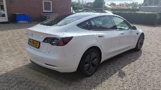 Tesla Model 3 rwd   60kw pano navi clima   238pk picture 6