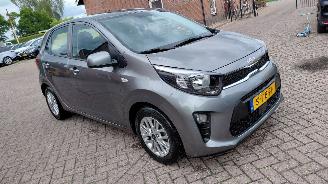 krockskadad bil auto Kia Picanto 1.0 dpi dynamic line navi lmv 2023/1
