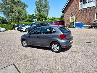 Unfallwagen Volkswagen Polo 1.2 tsi  66kw  airco navi 2017/2