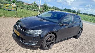 krockskadad bil auto Volkswagen Golf 1.4 tsi  150pk automaat  clima navi 2015/7