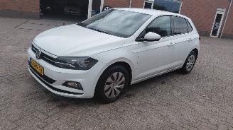 skadebil auto Volkswagen Polo 1.0 tsi  70kw  5drs airco navi 2019/9
