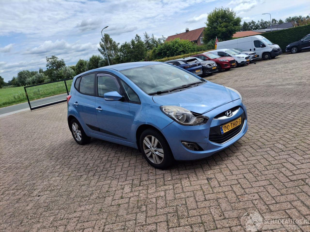 Hyundai Ix20 1.6i  125pk  automaat   clima