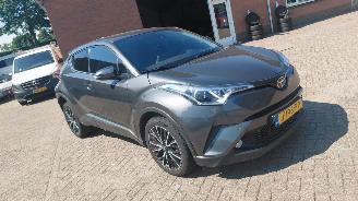 Voiture accidenté Toyota C-HR 1.2i  85kw   automaat navi leer 2017/9