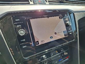 Volkswagen Passat 1.4 tsi phev  156pk navi picture 9