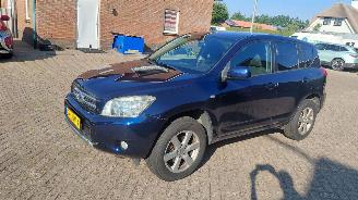 Toyota Rav-4 2.0 vtti  152pk  automaat  4x4 picture 2