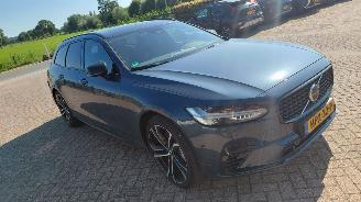 Volvo V-90 2.0 t8  plug in awd  pano   310pk picture 3