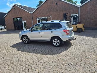 Subaru Forester 2.0i  150pk automaat pano picture 4