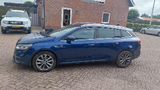 Unfallwagen Renault Mégane 1.5 dci  81kw  pano  auomaat 2018/1