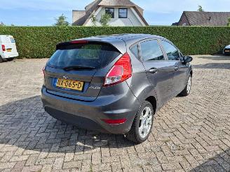 Ford Fiesta 1.0 i  80pk  ultimate 5drs picture 2