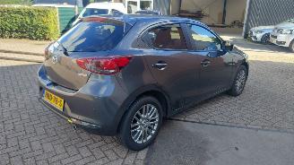 skadebil auto Mazda 2 1.5hybrid  90pk navi  clima 2024/12