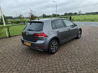 Volkswagen Golf 1.0 tsi  higline navi clima  85kw picture 2