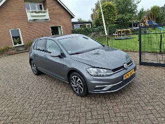 uszkodzony samochody osobowe Volkswagen Golf 1.0 tsi  higline navi clima  85kw 2018/11