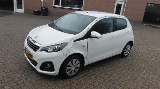Schadeauto Peugeot 108 1.0 vtti  5drs airco 2018/4