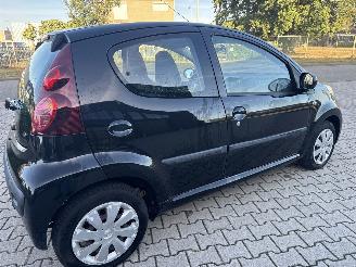 Peugeot 107 1.0 ACTIVE AIRCO RIJDBARE SCHADE! BOUWJAAR 2013  2100 EURO picture 5