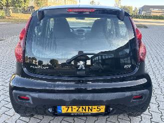 Peugeot 107 1.0 ACTIVE AIRCO RIJDBARE SCHADE! BOUWJAAR 2013  2100 EURO picture 4