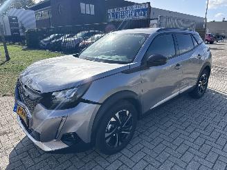 uszkodzony samochody osobowe Peugeot 2008 1.2 PACK AUTOMAAT 16445 KM 1e EIGENAAR 2022  8999 EURO VAST 2022/4