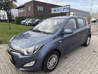 Tweedehands auto Hyundai I-20 1.2i i-DRIVE AIRCO 5 DEURS BOUWJAAR 2012 VASTE PRIJS! 2600 EURO 2012/12