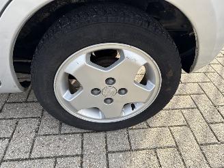 Suzuki Wagon-R+ 1.3 SEASON 163000 KM NIEUWE APK! BOUWJAAR 2001 999 EURO VAST picture 7