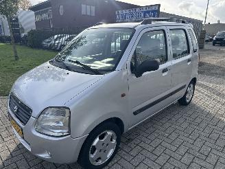 ojeté vozy osobní automobily Suzuki Wagon-R+ 1.3 SEASON 163000 KM NIEUWE APK! BOUWJAAR 2001 999 EURO VAST 2001/11