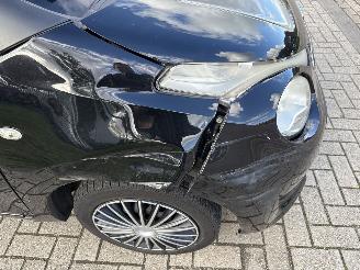 Citroën C1 1.0e VTI FEEL LICHTE SCHADE! 228000 KM BOUWJAAR 2016 2950 EURO picture 6