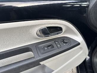 Volkswagen Up! 1.0 HIGH UP! BOUWJAAR 2013 LICHTE SCHADE 3700 EURO picture 9