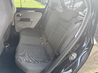 Volkswagen Up! 1.0 HIGH UP! BOUWJAAR 2013 LICHTE SCHADE 3700 EURO picture 11