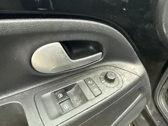 Volkswagen Up! 1.0 BLEUMOTION LICHTE SCHADE! 151000 KM BOUWJAAR 2019 5250 EURO picture 8