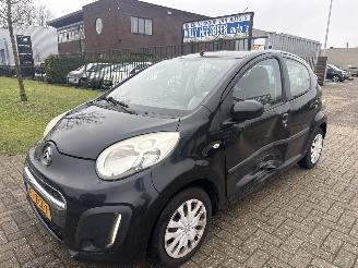 Schadeauto Citroën C1 1.0 COLLECTION BOUWJAAR 2012 165000 KM RIJDBAAR 2350 EURO VAST 2012/12