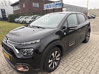 Vaurioauto  passenger cars Citroën C3 1.2 PURETECH C-SERIES LICHTE SCHADE! BOUWJAAR 2022  7850 EURO 2022/7