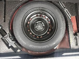 Renault Kadjar 1.2 TCE INTENS SUPERLICHTE SCHADE! BOUWJAAR 2015  6900 EURO picture 18