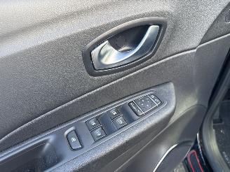 Renault Captur 0.9 INTENS 80000 KM RIJDBAAR BOUWJAAR 2018  5999 EURO VAST! picture 9