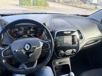 Renault Captur 0.9 INTENS 80000 KM RIJDBAAR BOUWJAAR 2018  5999 EURO VAST! picture 11