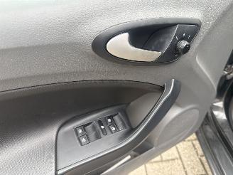 Seat Ibiza 1.2 TSi  AUTOMAAT ST LICHTE SCHADE! BOUWJAAR 2011  2899 EURO VAST picture 9