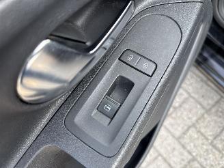 Volkswagen Up! 1.0 TAKE UP! SCHERMSCHADE! 253000 KM VASTE PRIJS 2999 EURO picture 9