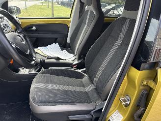 Volkswagen Up! 1.0 BMT HIGH UP! BOUWJAAR 2017 VASTE PRIJS 4999 EURO picture 10